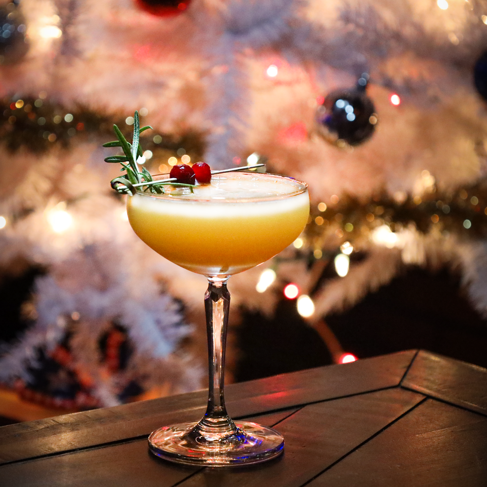 Elevate Your Christmas Celebrations with Creative Cocktails